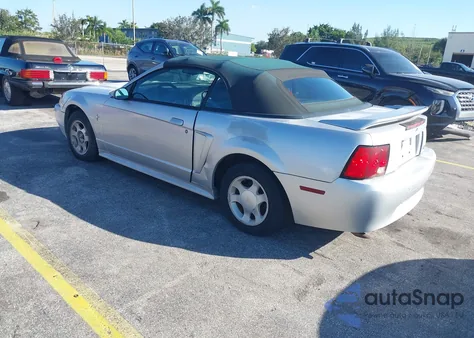 2000 Ford Mustang из США, поврежденный, VIN 1FAFP4440YF163529